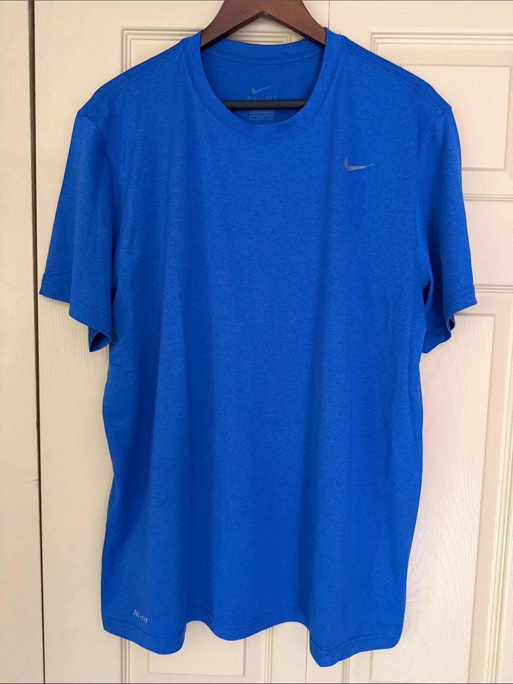 Nike Dri-Fit Tee Size XL Blue Silver Swoosh